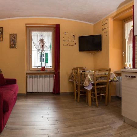 Goccia Di Resina #Sharingorobie Apartment Serina  Bagian luar foto