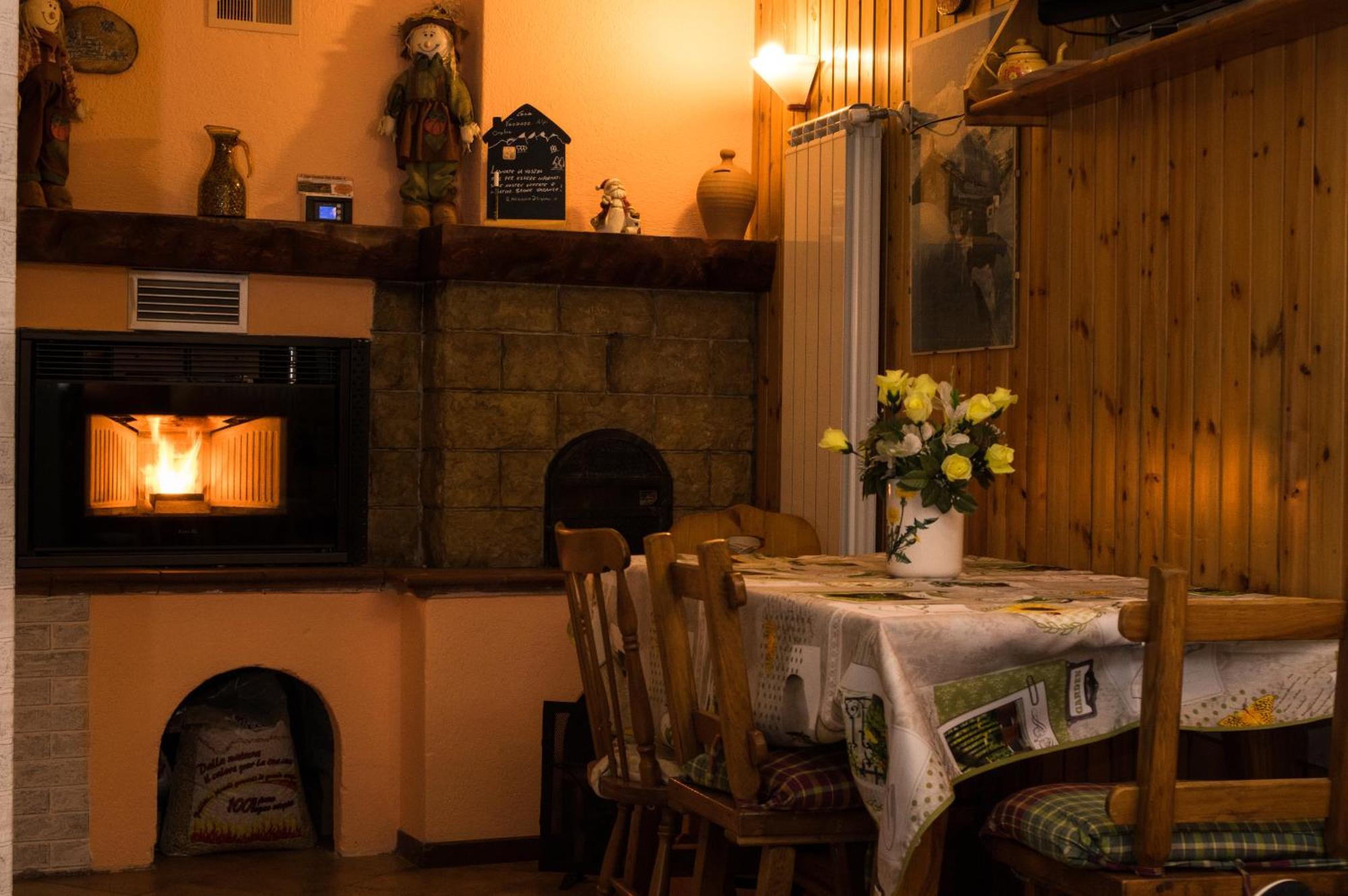 Goccia Di Resina #Sharingorobie Apartment Serina  Bagian luar foto
