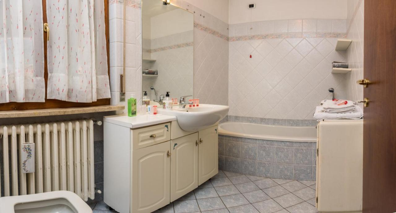 Goccia Di Resina #Sharingorobie Apartment Serina  Bagian luar foto